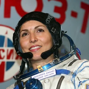 انوشه انصاری